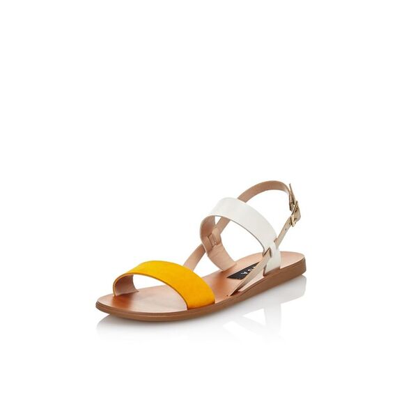 AQUA Shoes - AQUA Womens White Sam Round Toe Buckle Leather Slingback Sandal 6.5 M
